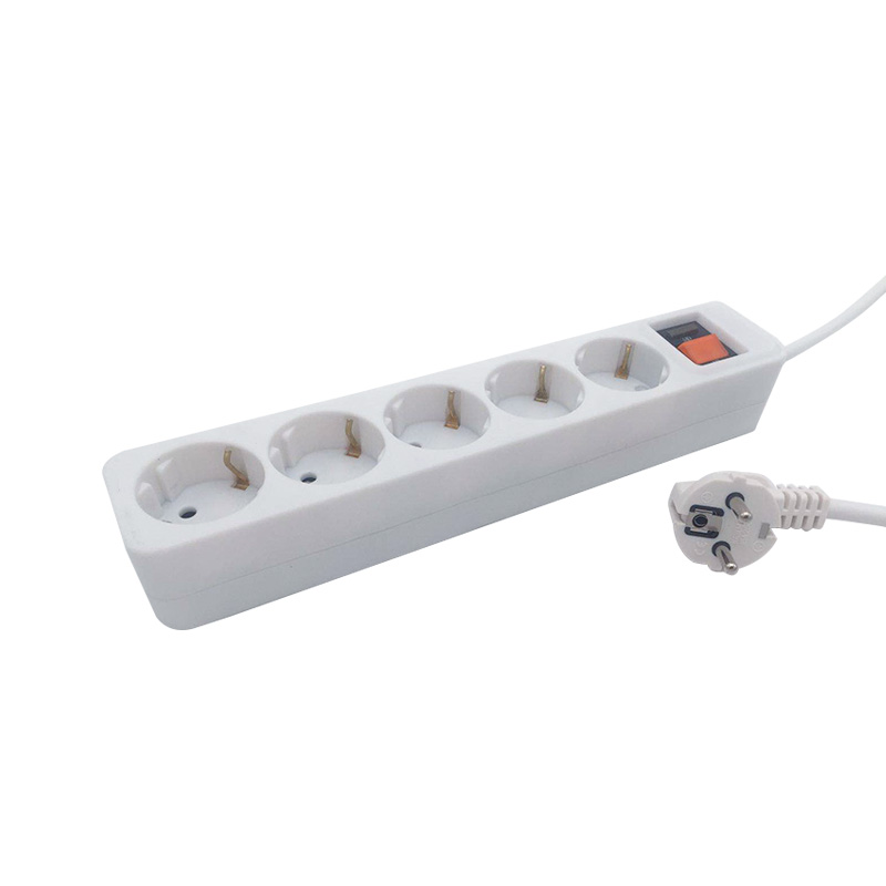 PP -materiaal 1,0 mm² 5 Uitschakels EU Standard Socket PP -materiaal 1,0 mm² 5 Uitschakels EU Standard Socket